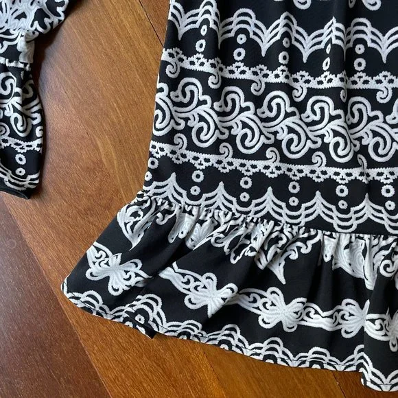 ECI New York Sz M Black / White Off the Shoulder Blouse - Picture 6 of 8